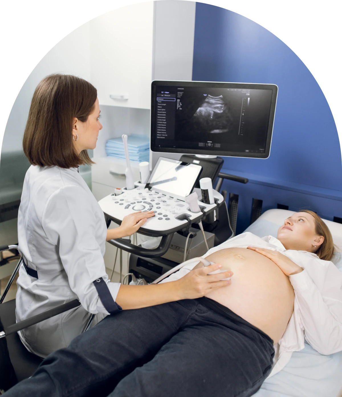 Ultrasound examination of pregnant woman